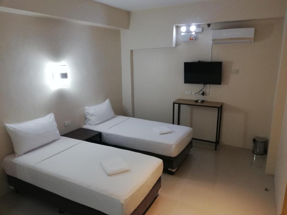 Eon Centennial Express Hotel Iloilo City Eksteriør billede