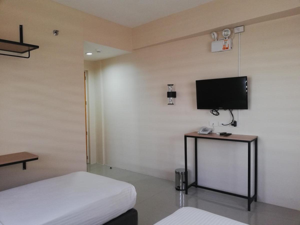 Eon Centennial Express Hotel Iloilo City Eksteriør billede
